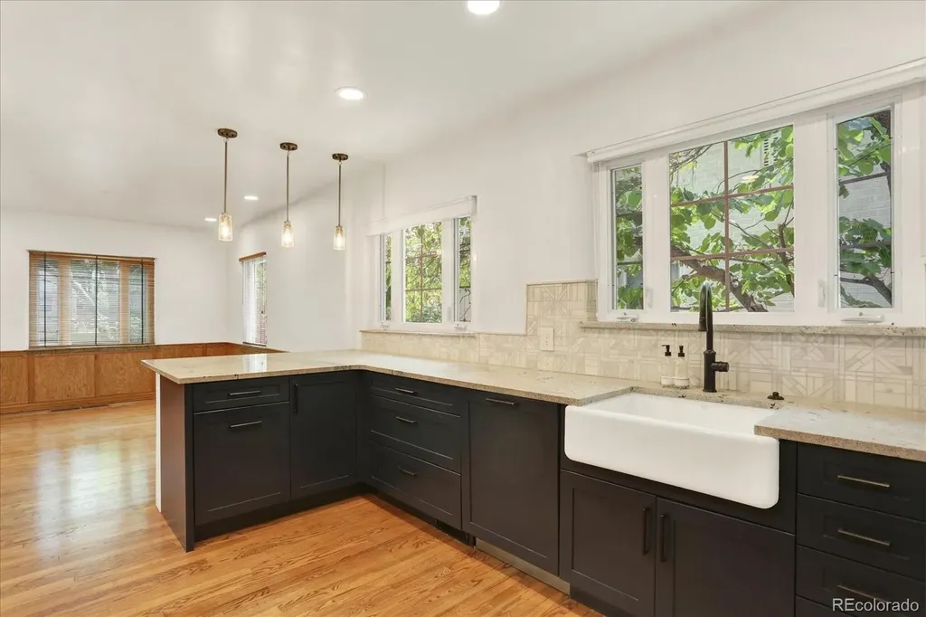 695 Dahlia Street Denver CO 80220