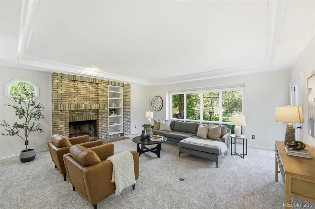 1934 S Parfet Drive Lakewood CO 80227