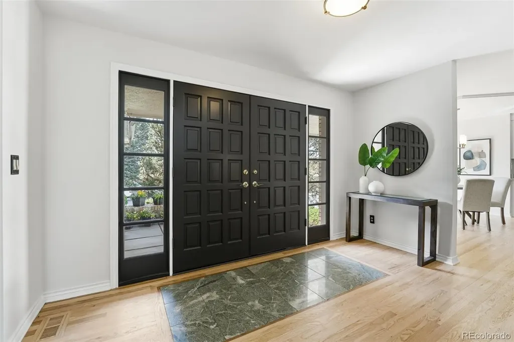 1934 S Parfet Drive Lakewood CO 80227