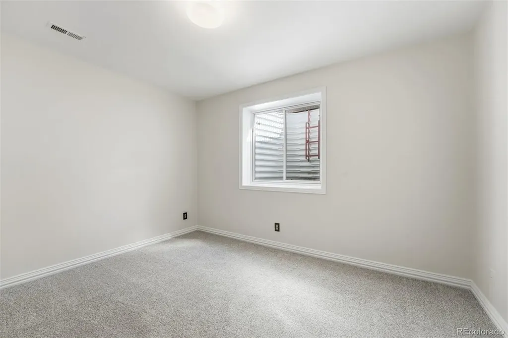 1934 S Parfet Drive Lakewood CO 80227