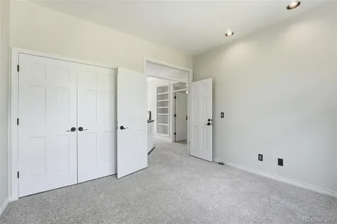 1934 S Parfet Drive Lakewood CO 80227