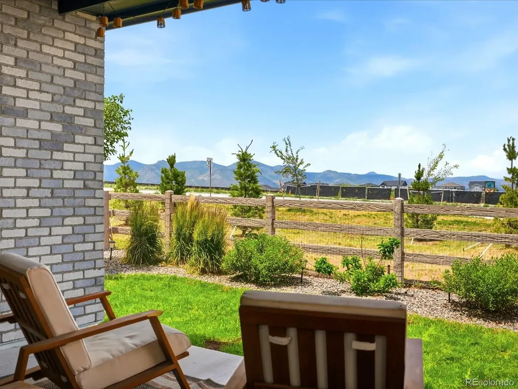 8565 Butte Creek Street Littleton CO 80125