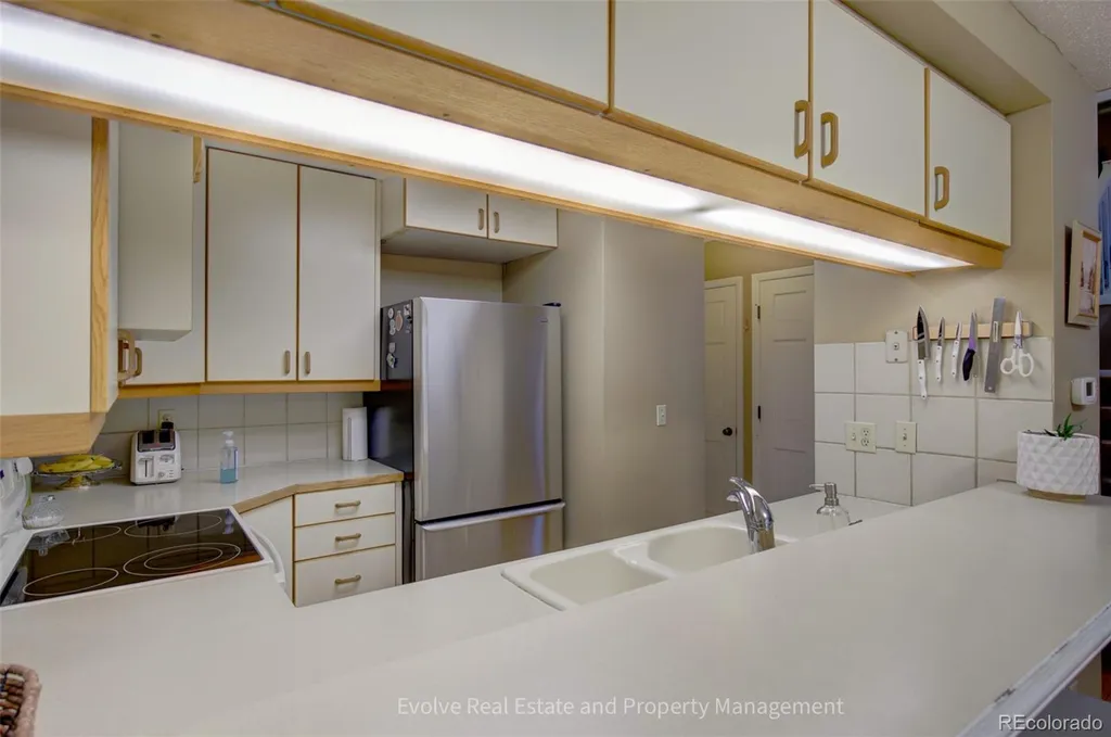 14196 E Radcliff Circle Aurora CO 80015