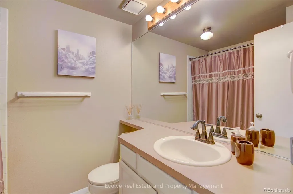 14196 E Radcliff Circle Aurora CO 80015