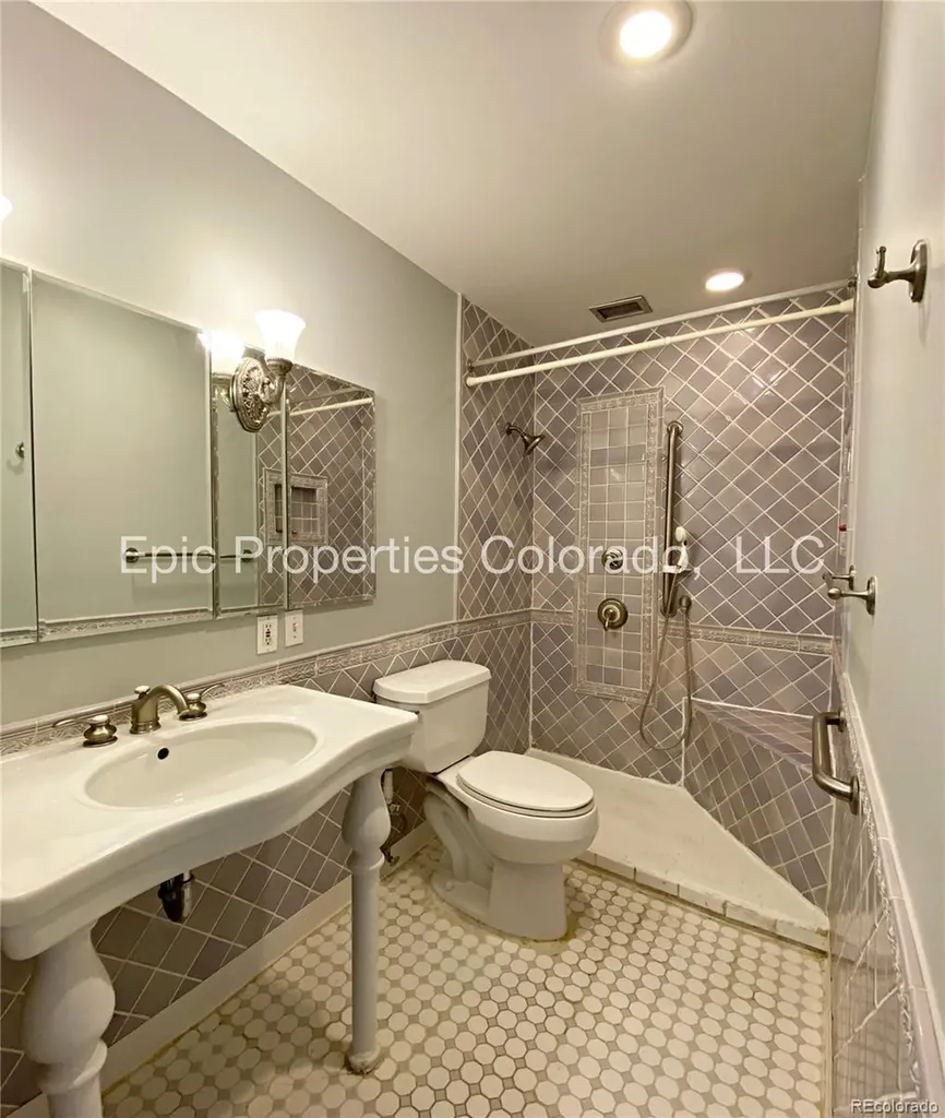 3124 S Wheeling Way Aurora CO 80014