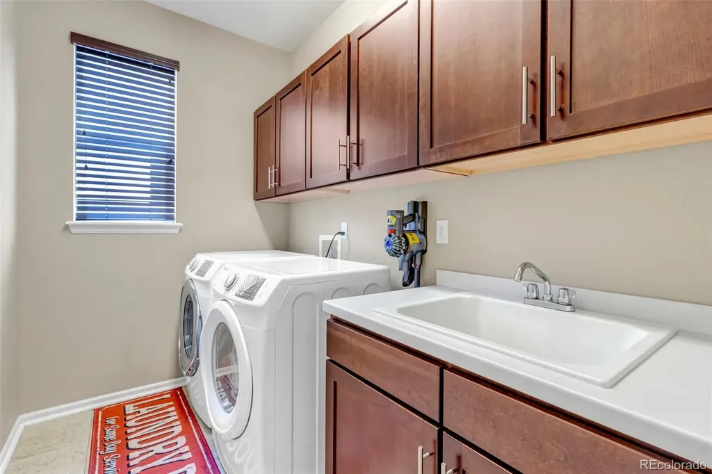 10469 Hillrose Street Parker CO 80134