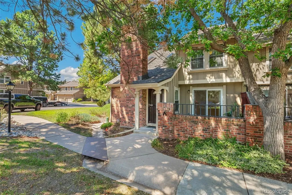 2793 W Long Drive Littleton CO 80120