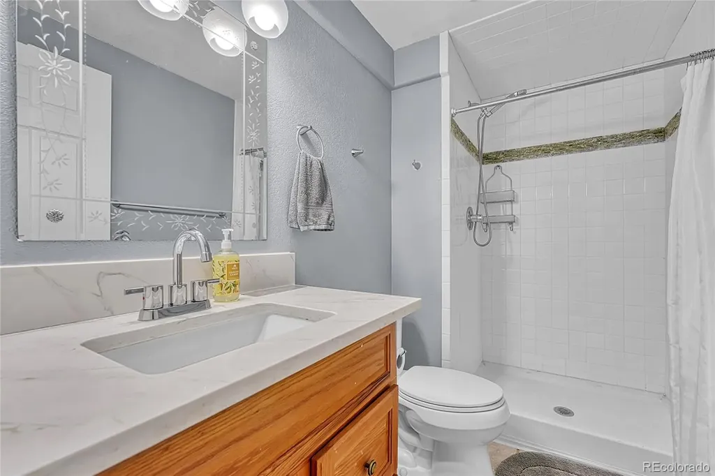6722 Eagle Place Highlands Ranch CO 80130