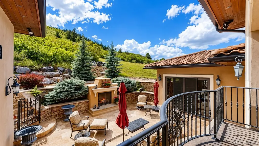 4625 Coyote Run Littleton CO 80125