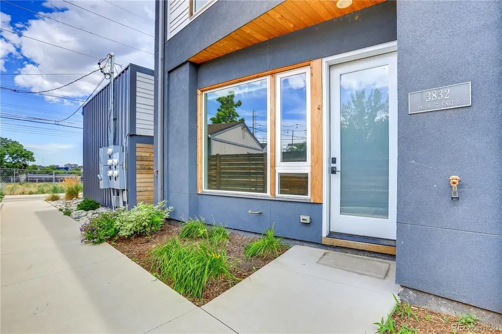 3832 Jason Street Denver CO 80211