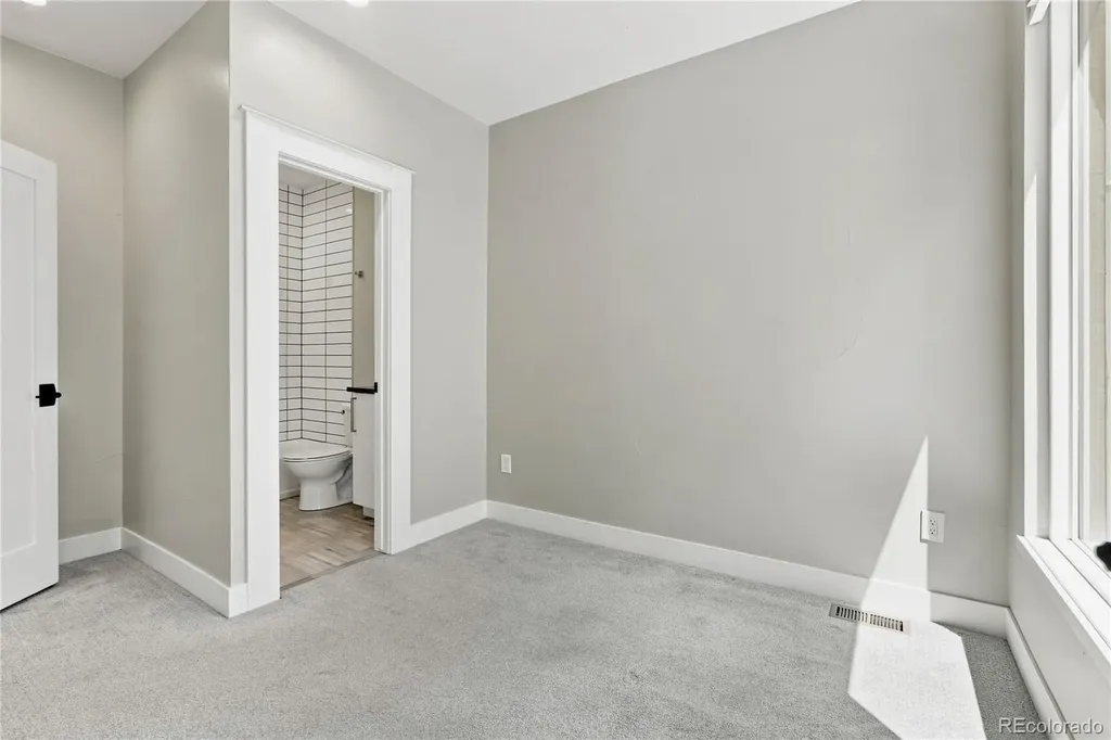 3832 Jason Street Denver CO 80211