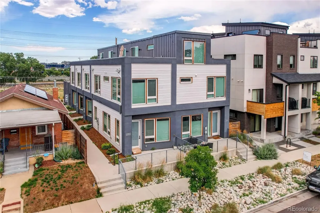 3832 Jason Street Denver CO 80211