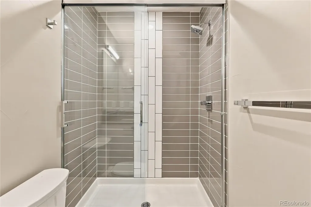 3832 Jason Street Denver CO 80211