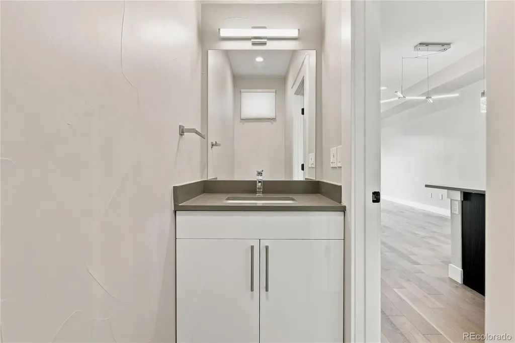 3832 Jason Street Denver CO 80211