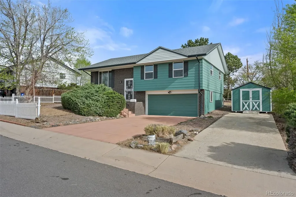 507 Leona Drive Denver CO 80221