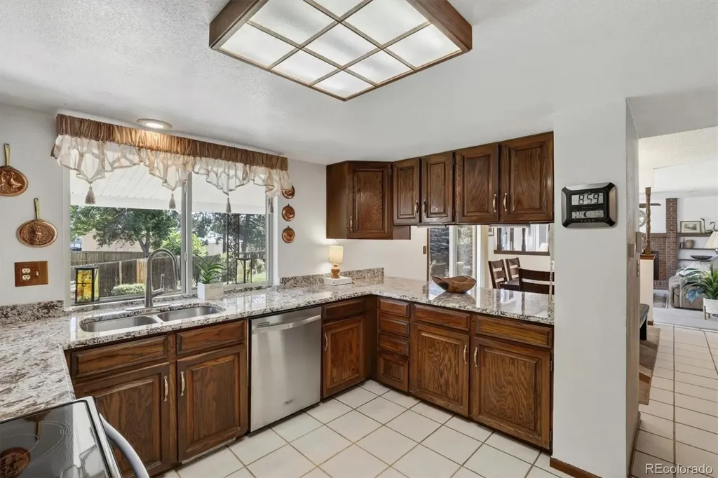 9245 W 83rd Place Arvada CO 80005
