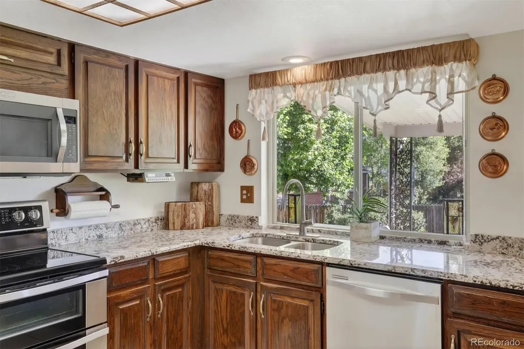 9245 W 83rd Place Arvada CO 80005
