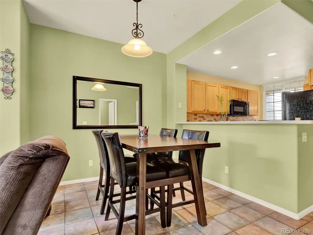 9186 W Phillips Drive Littleton CO 80128