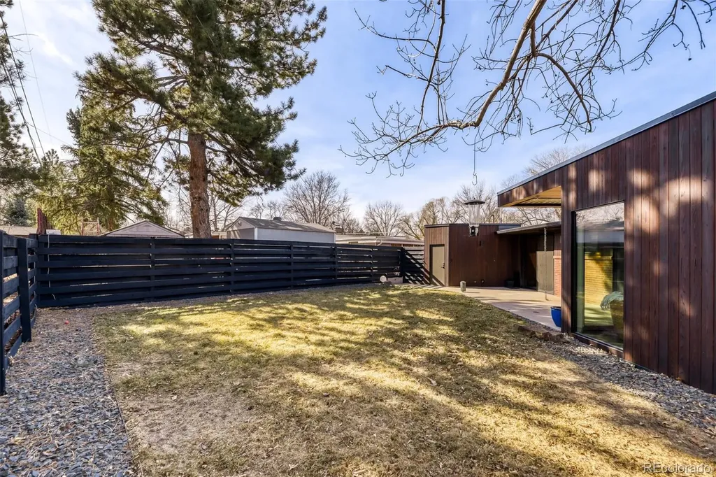 2910 S Marion Street Englewood CO 80113