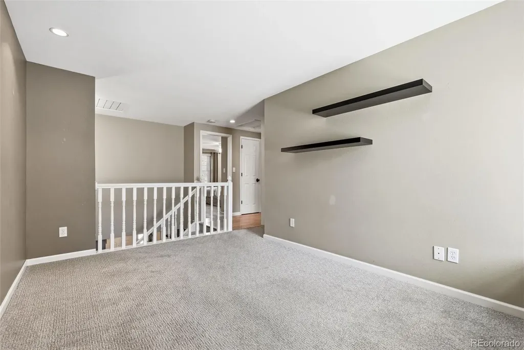 6950 E Briarwood Drive Centennial CO 80112