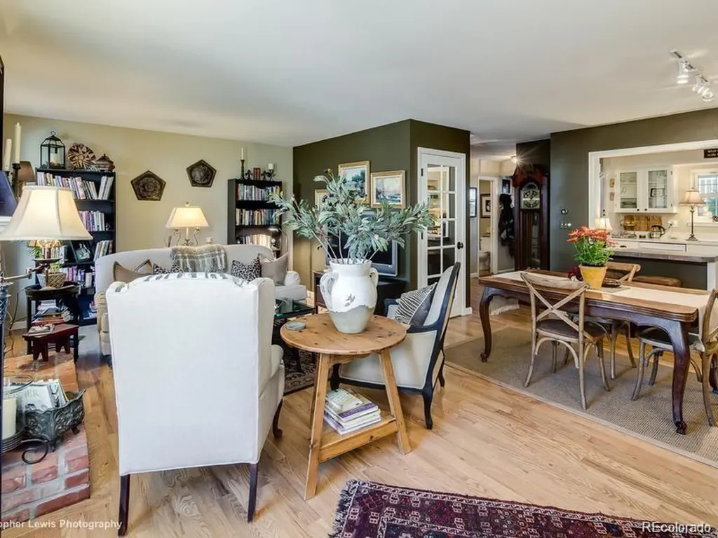 6950 E Briarwood Drive Centennial CO 80112
