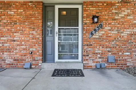6950 E Briarwood Drive Centennial CO 80112