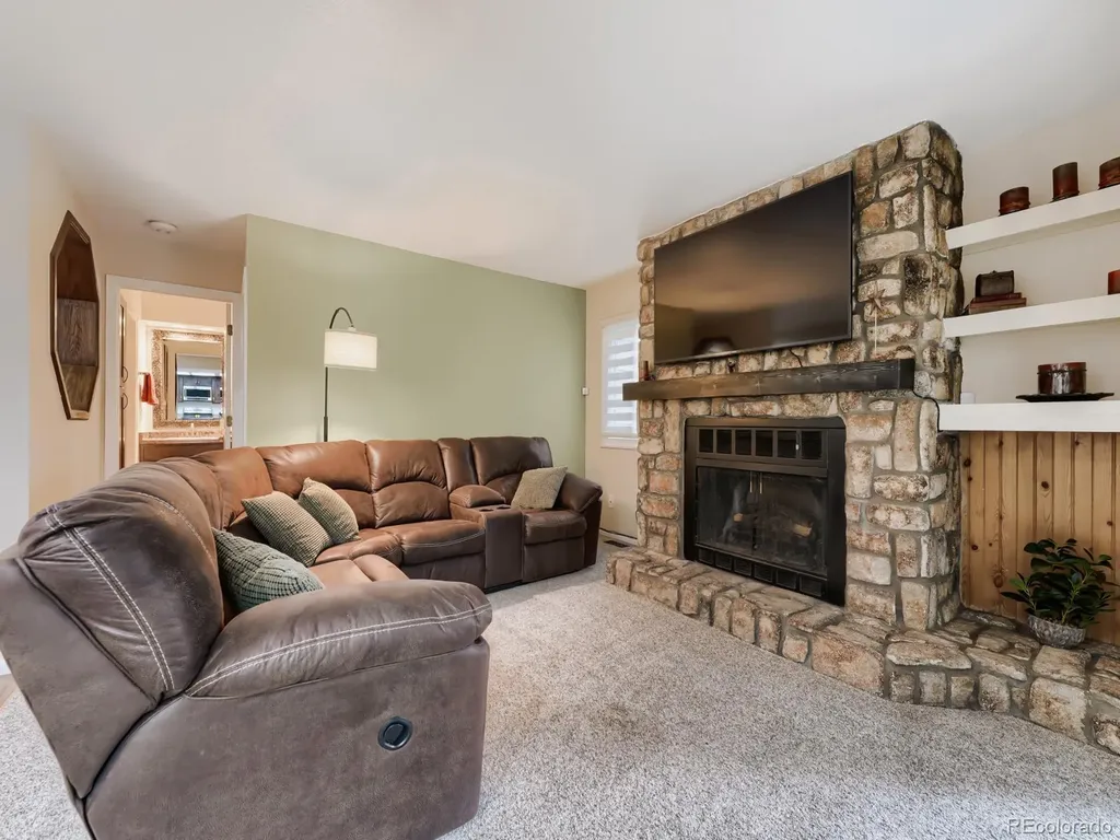 12560 E Warren Drive Aurora CO 80014