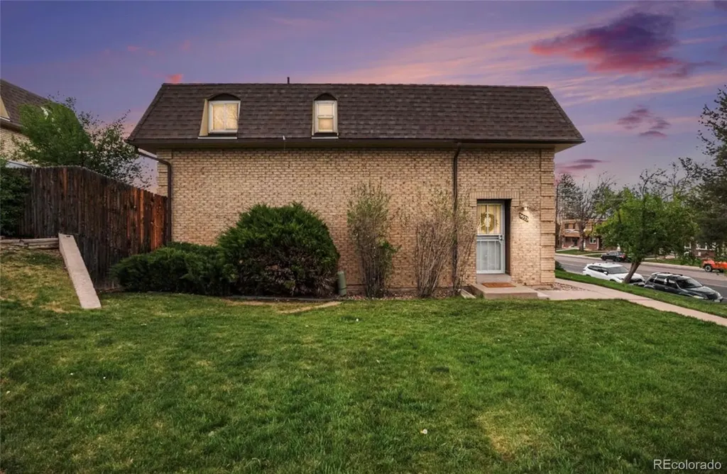 5573 S Lowell Boulevard Littleton CO 80123