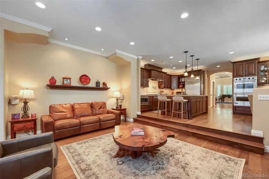 10 S Madison Street Denver CO 80209
