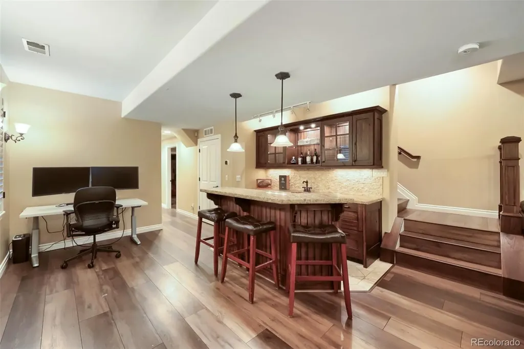 10 S Madison Street Denver CO 80209