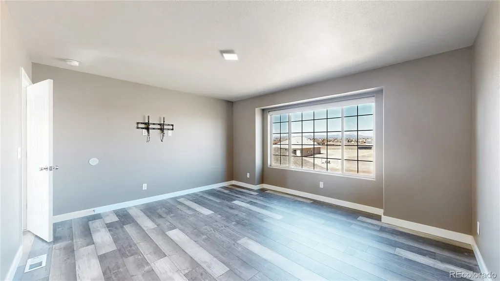 980 W El Nido Pueblo CO 81007