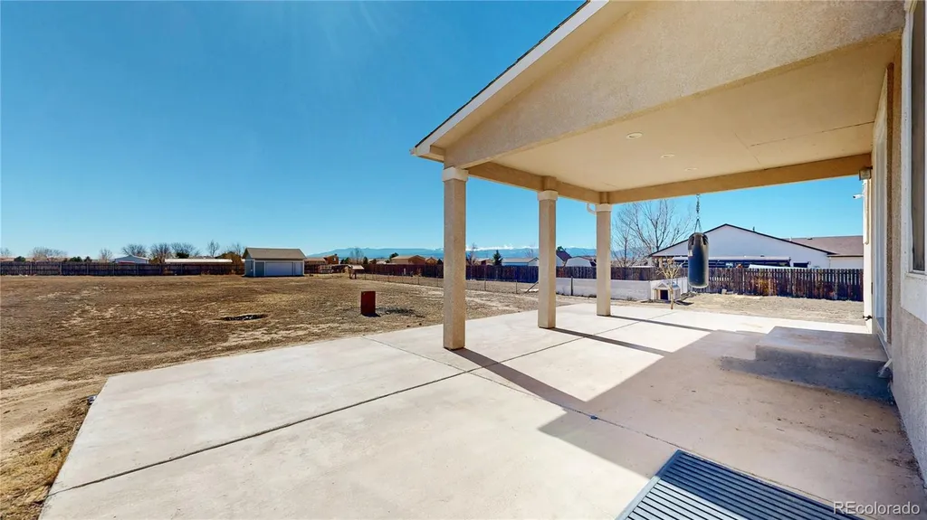980 W El Nido Pueblo CO 81007