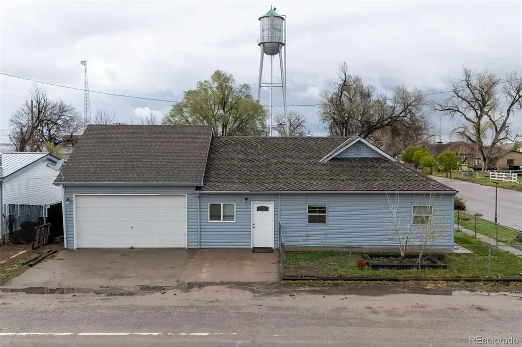 505 2nd Avenue Deer Trail CO 80105