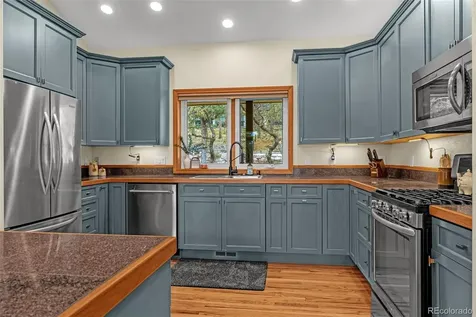 25 Leaming Road Colorado Springs CO 80906