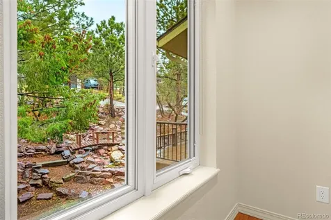 25 Leaming Road Colorado Springs CO 80906