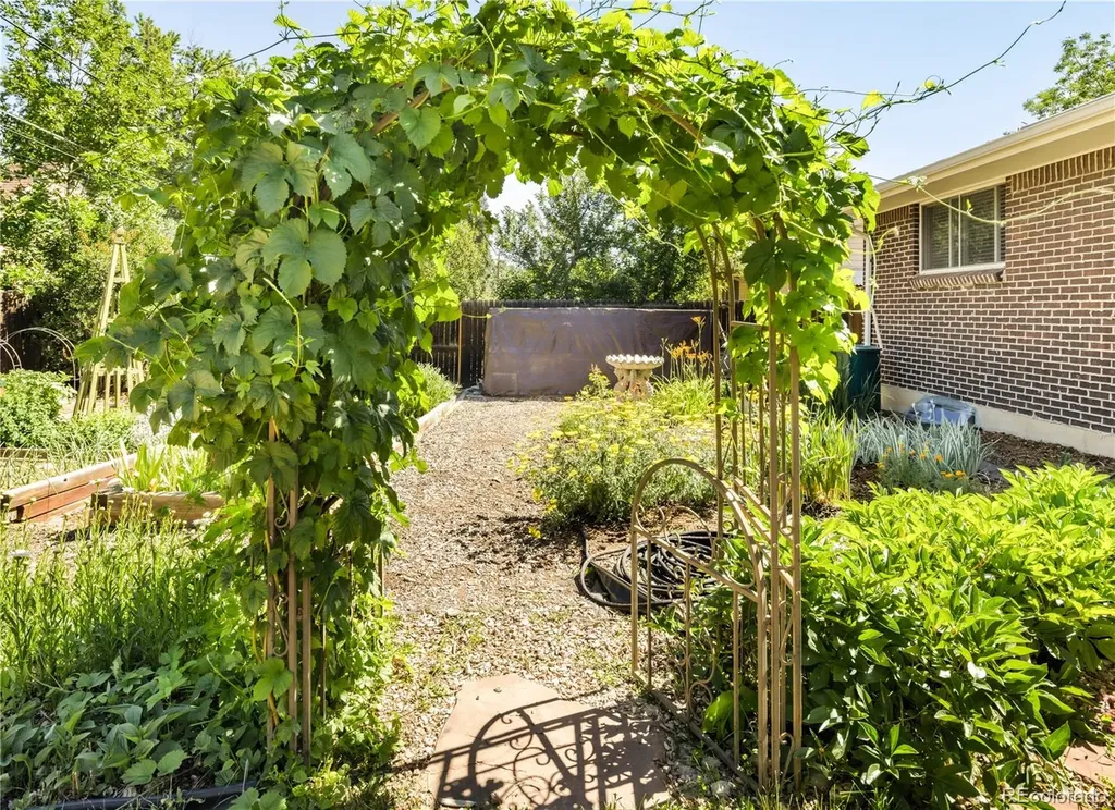 6585 E Colorado Drive Denver CO 80224