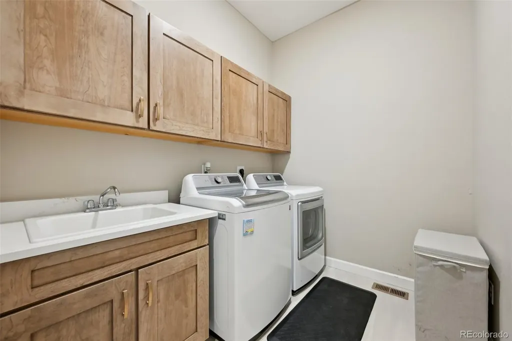 6980 S Yantley Court Aurora CO 80016