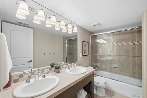 395 W Oakwood Lane Castle Rock CO 80108