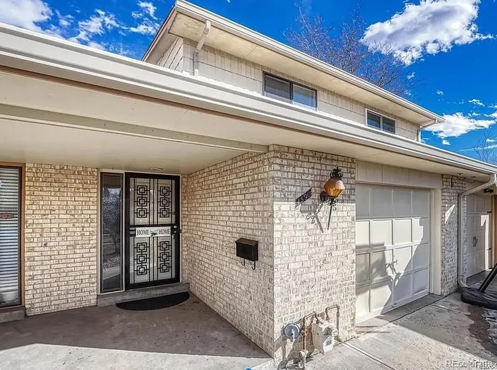 1590 S Ames Street Denver CO 80232