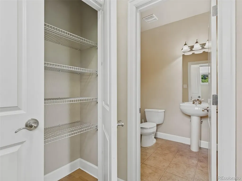 5448 Dtc Parkway Greenwood Village CO 80111