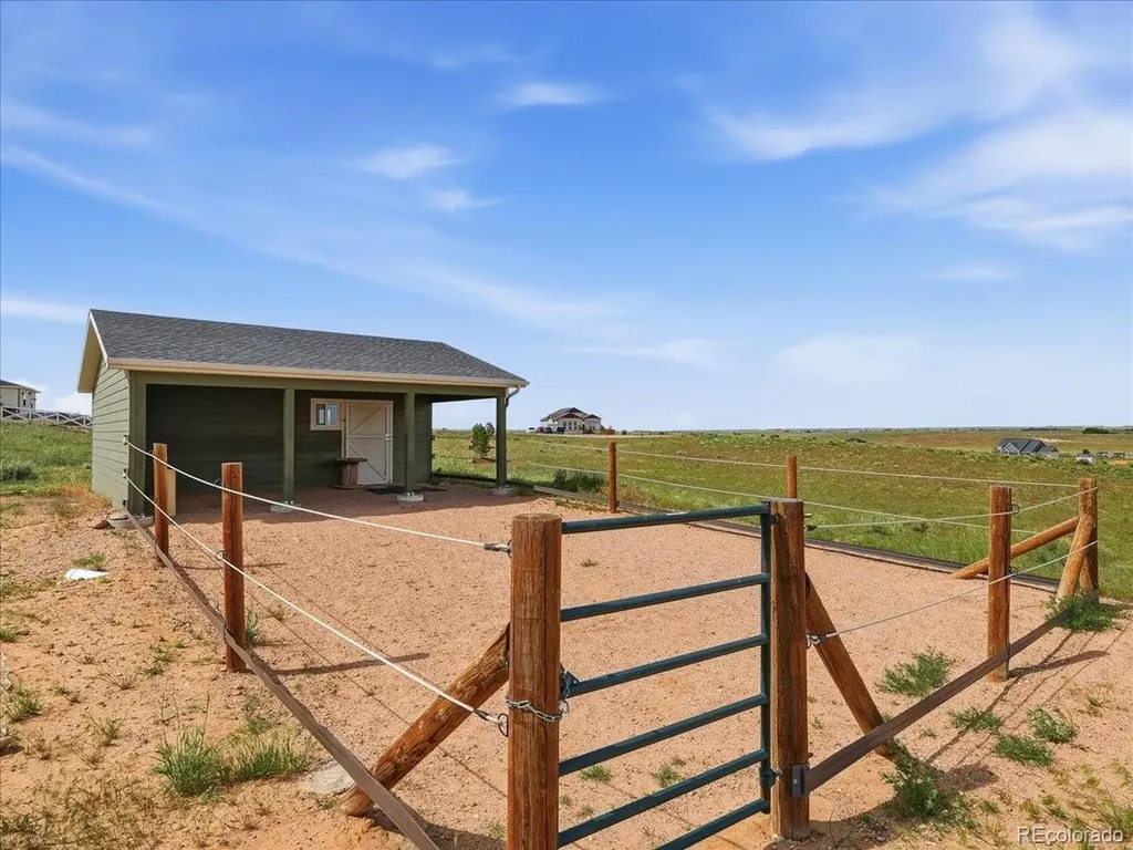 16478 Essex Road S Platteville CO 80651