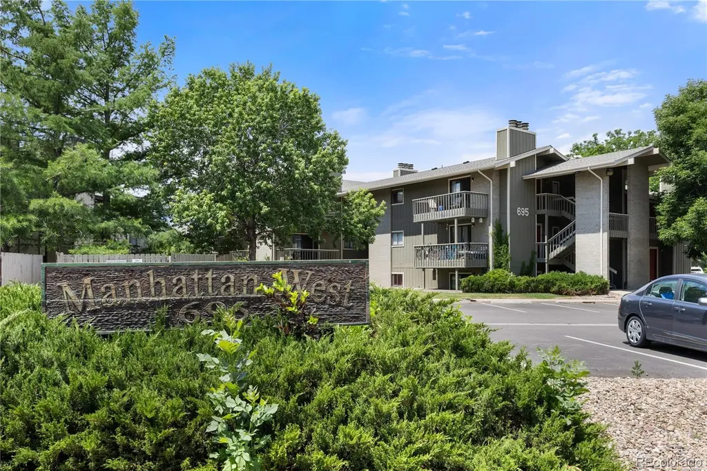 695 Manhattan Drive Boulder CO 80303