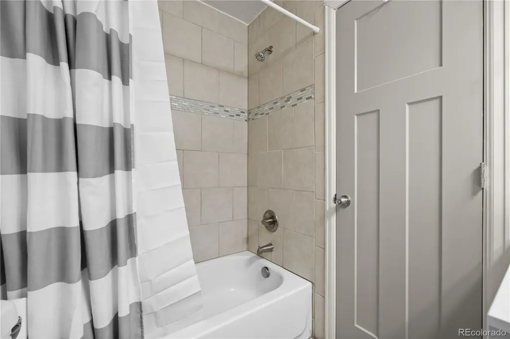 695 Manhattan Drive Boulder CO 80303