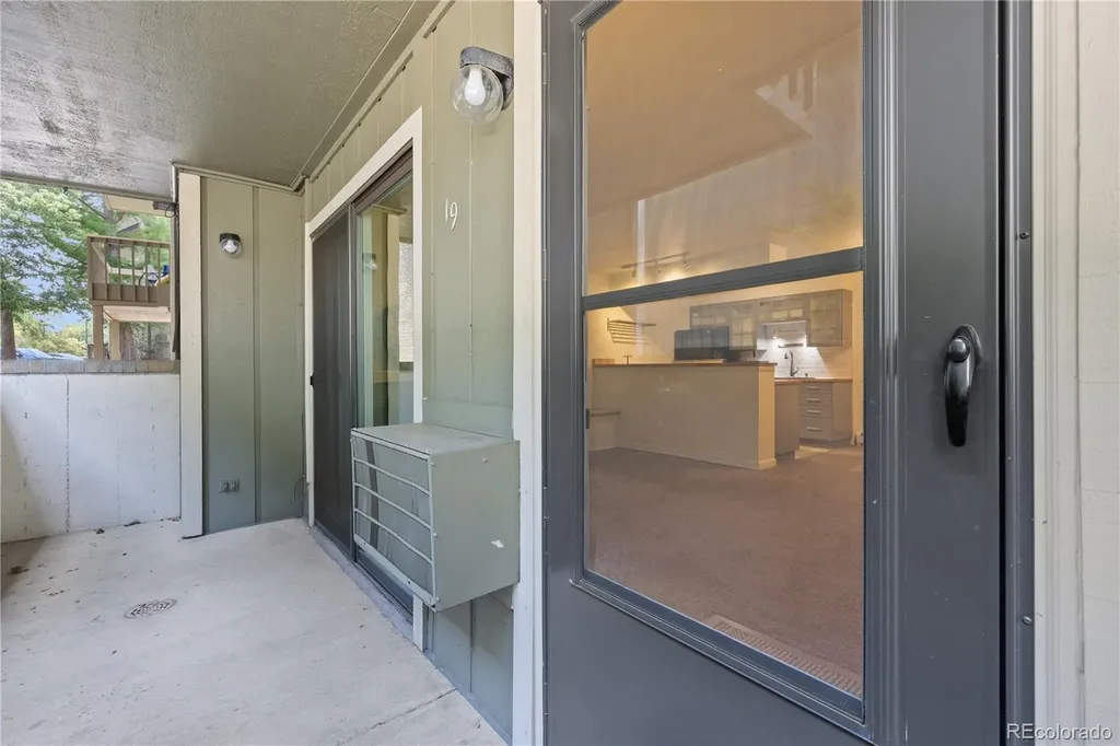 695 Manhattan Drive Boulder CO 80303
