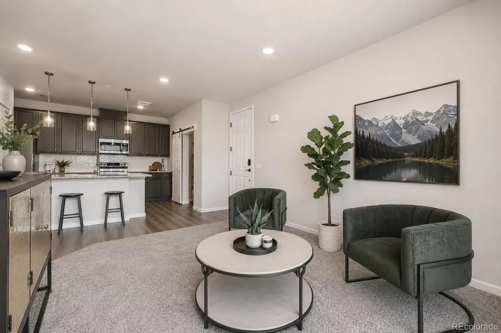 6153 N Ceylon Street Denver CO 80249