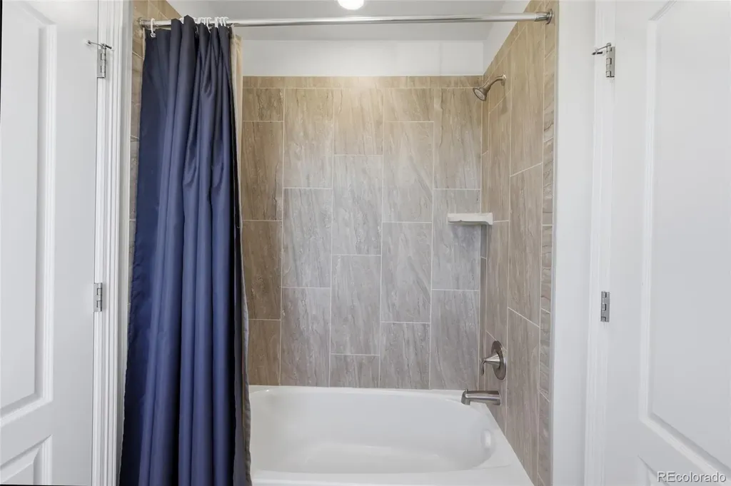 7940 S Blackstone Parkway Aurora CO 80016