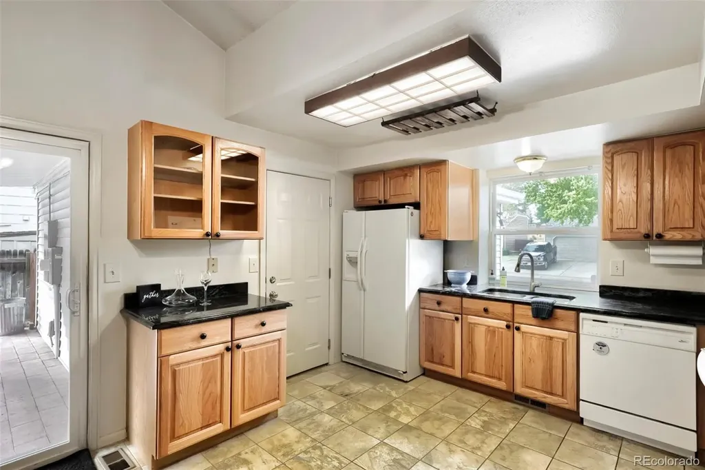 8788 W Glasgow Place Littleton CO 80128