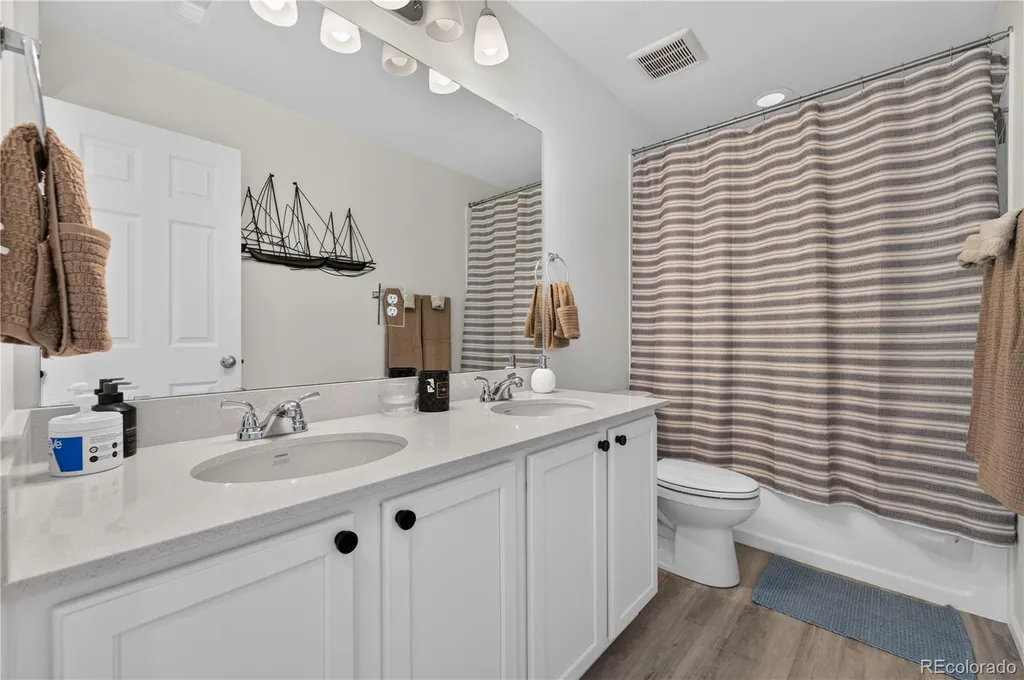 27536 E Byers Place Aurora CO 80018