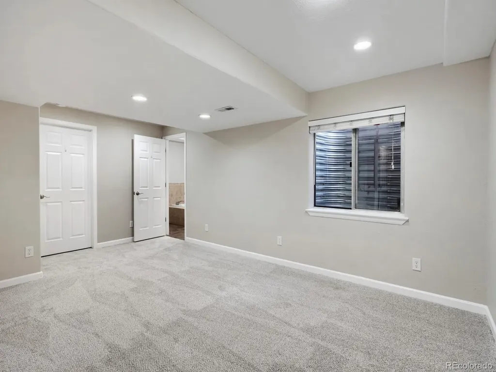 2238 S Waco Court Aurora CO 80013
