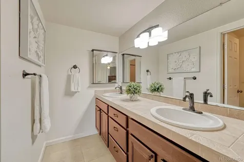 5316 S Oak Way Littleton CO 80127